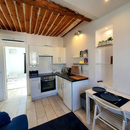 Freshly Tastefully Renovated Apartments In Heart Of Old Antibes Zewnętrze zdjęcie