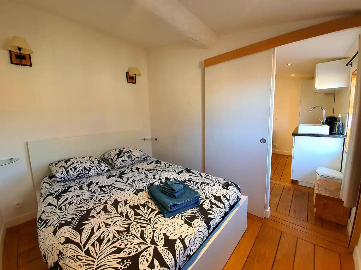Freshly Tastefully Renovated Apartments In Heart Of Old Antibes Zewnętrze zdjęcie