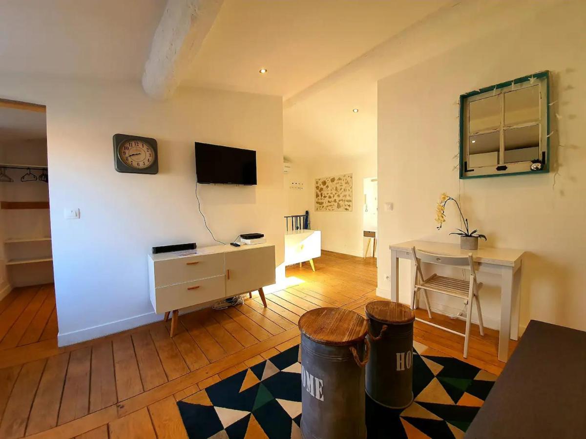 Freshly Tastefully Renovated Apartments In Heart Of Old Antibes Zewnętrze zdjęcie