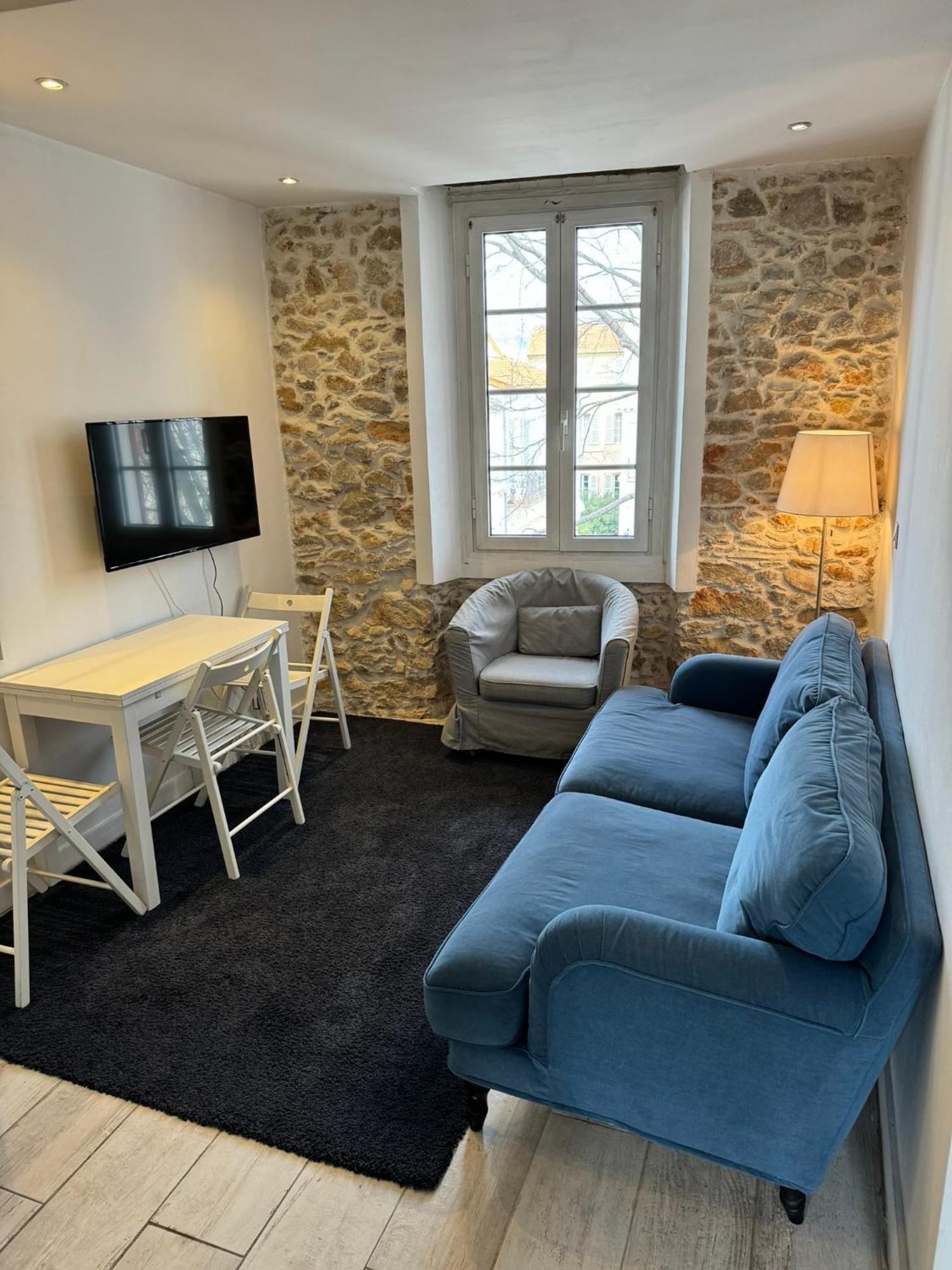 Freshly Tastefully Renovated Apartments In Heart Of Old Antibes Zewnętrze zdjęcie